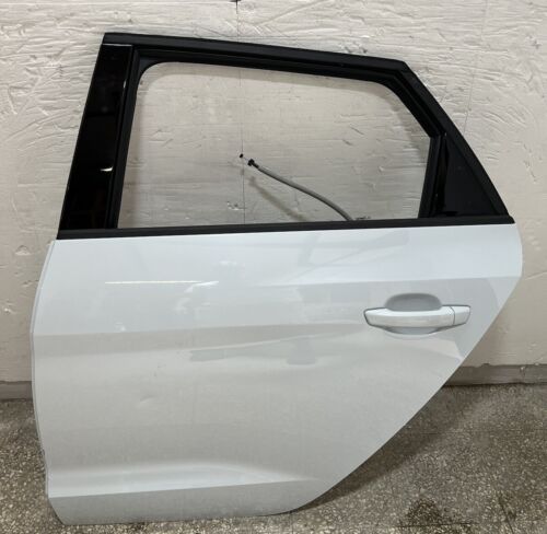 TUR-TUR-HECKTUR-POST-LINKS-LINKS-AUDI-A1-2022-186650290335